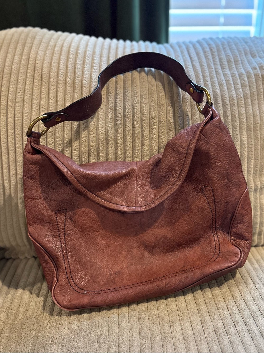 Frye Leather Shoulder Hobo in Mauve-Rose